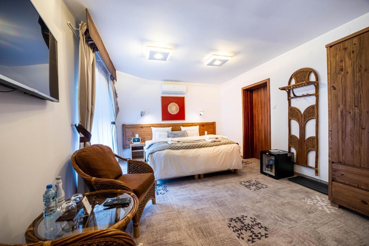 Apartamenty Przy Hotelu Zywieckim Przylekow Exterior foto